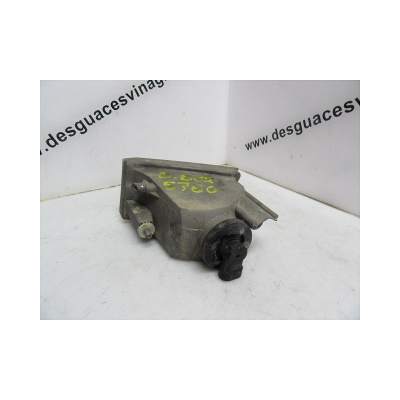 Recambio de antiniebla dcho. : toyota rav4 : 2.0 td (115,57cv) [2003] para toyota rav4 2.0 td referencia OEM IAM   