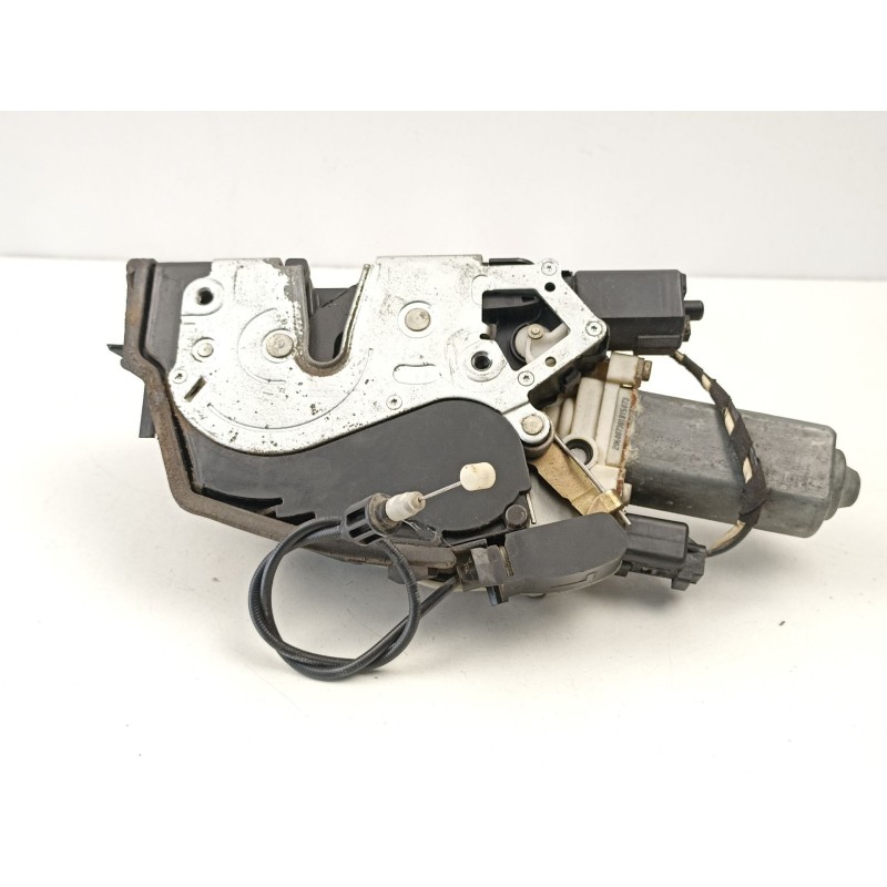 Recambio de cerradura puerta delantera izquierda para bmw 7 (e65, e66, e67) 735 i, li referencia OEM IAM 8240569  