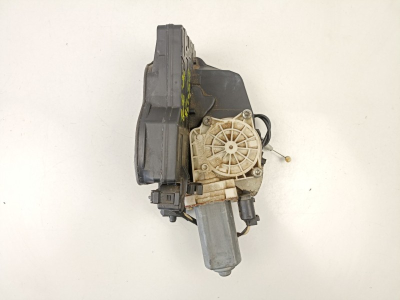 Recambio de cerradura puerta trasera izquierda para bmw 7 (e65, e66, e67) 735 i, li referencia OEM IAM 8240585  