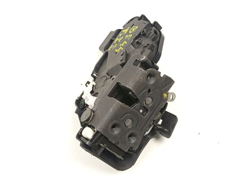 Recambio de cerradura puerta trasera izquierda para volvo xc70 ii (136) d5 awd referencia OEM IAM 31253667  