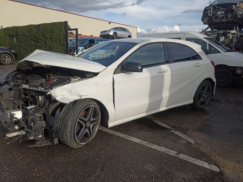 Recambio de carroceria para mercedes-benz clase a (w176) a 200 cdi (176.001) referencia OEM IAM   