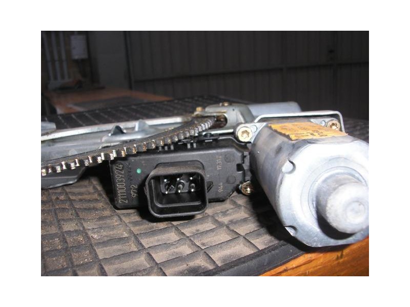 Recambio de elevalunas elec. del. dch. : opel astra : 1.7 d-y17dt (74,8cv) 5p [2000] para opel astra 1.7 d-y17dt   referencia OE