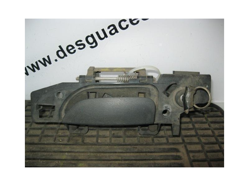 Recambio de manilla del. izda. : ford mondeo : 1.8 td [1994] para ford mondeo 1.8 td referencia OEM IAM ESTERIOR  