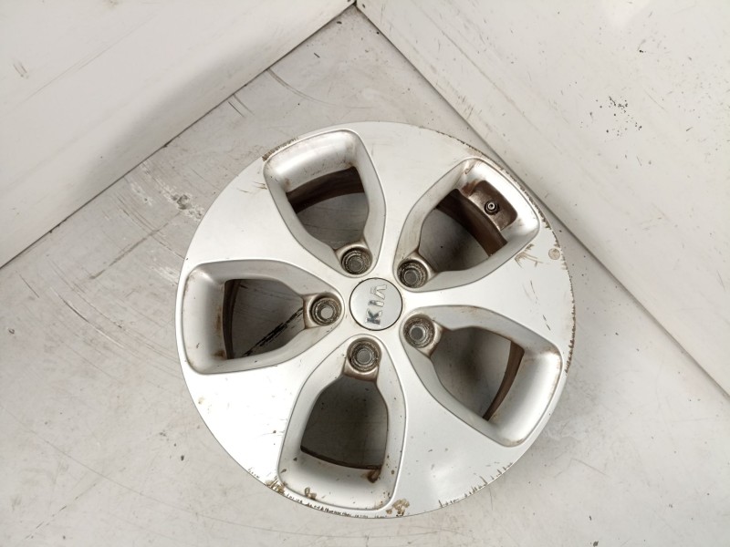 Recambio de juego llantas para kia carens iv 1.7 crdi referencia OEM IAM 52910A4150  