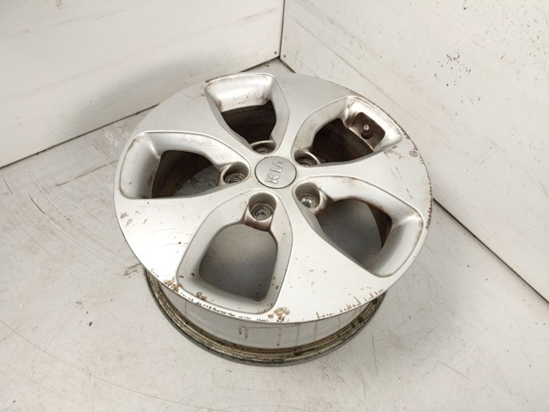 Recambio de juego llantas para kia carens iv 1.7 crdi referencia OEM IAM 52910A4150  