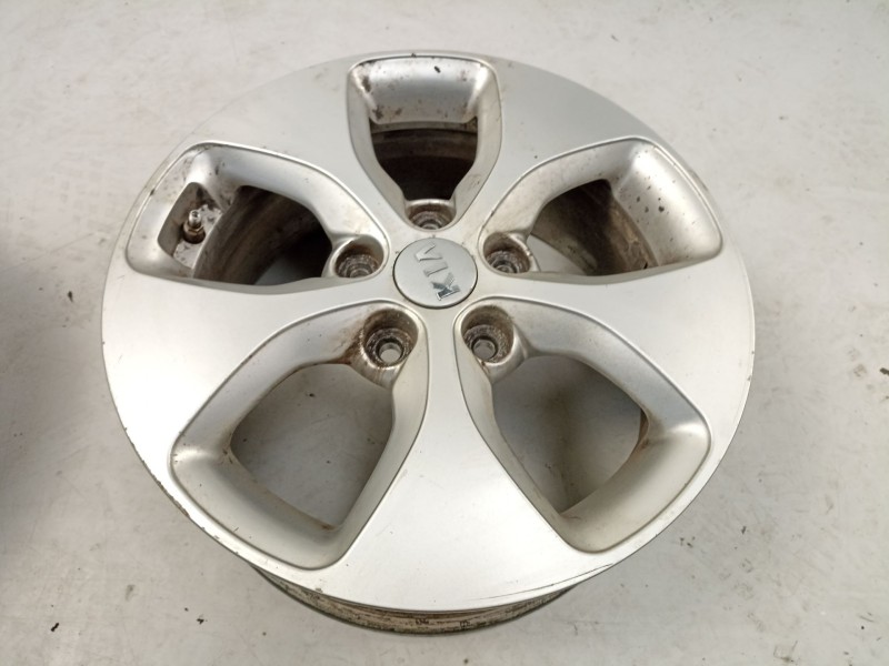 Recambio de juego llantas para kia carens iv 1.7 crdi referencia OEM IAM 52910A4150  