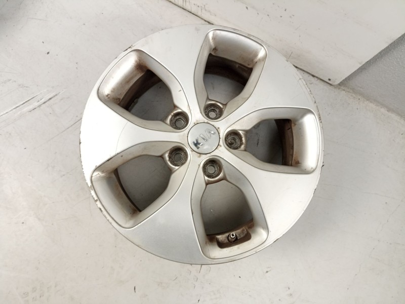 Recambio de juego llantas para kia carens iv 1.7 crdi referencia OEM IAM 52910A4150  