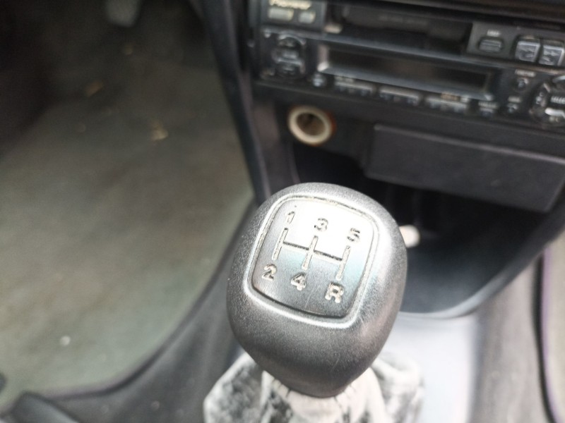 rover 25 i hatchback (rf) del año 2000