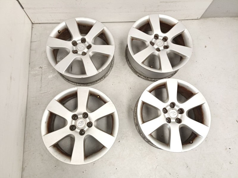 Recambio de juego llantas para hyundai santa fé ii (cm) 2.2 crdi gls 4x4 referencia OEM IAM 529102B180  