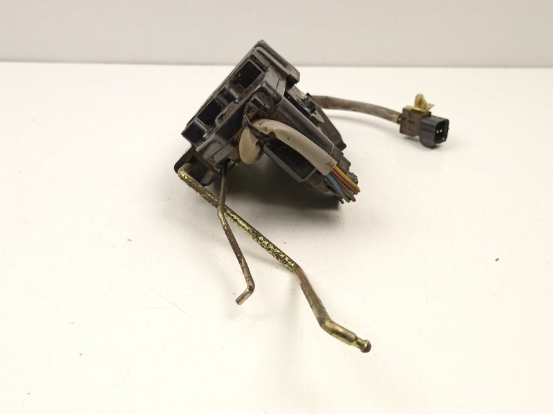 Recambio de cerradura puerta delantera derecha para hyundai getz (tb) 1.1 referencia OEM IAM 813201C021  