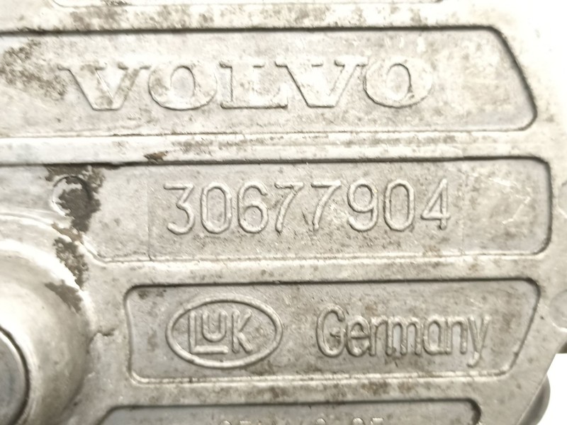 Recambio de depresor freno para volvo xc70 ii (136) d5 awd referencia OEM IAM 30677904  