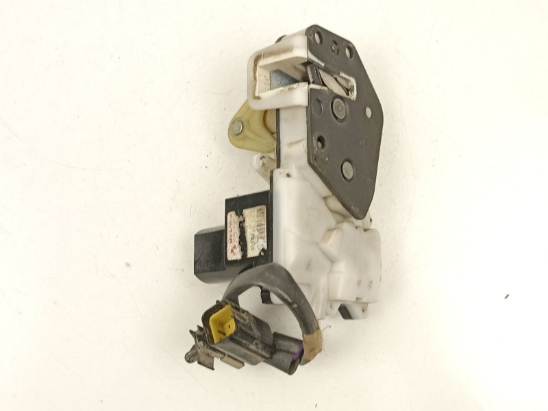 Recambio de cerradura puerta delantera derecha para rover 25 i hatchback (rf) 2.0 idt referencia OEM IAM FQJ103670PMA  