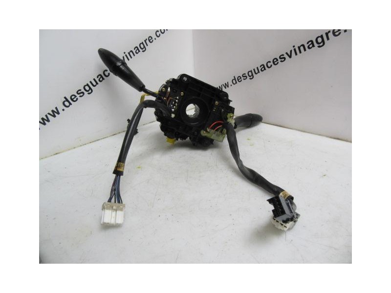 Recambio de mando luces y limpias : hyundai coupe : 2.0 g (138,68cv) 3p [2000] para hyundai coupe 2.0 g referencia OEM IAM   