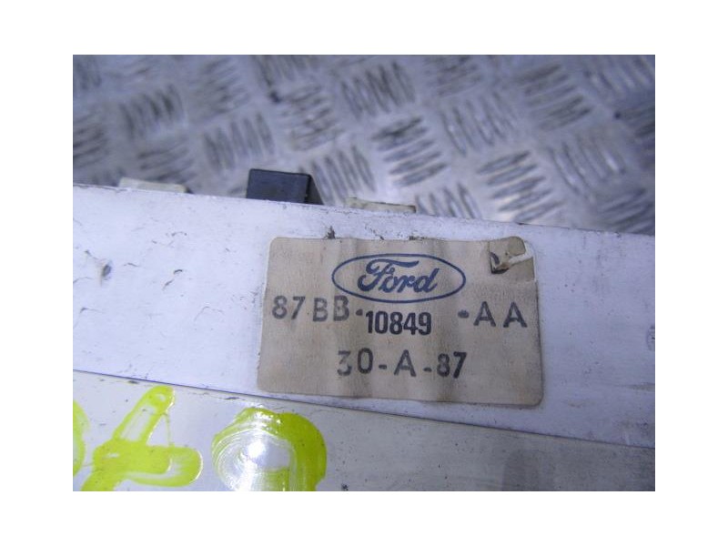 Recambio de cuadro instrumentos : ford sierra : 2.3 d (65,26cv) [1987] para ford sierra 2.3 d referencia OEM IAM 87BB-10849-AA  