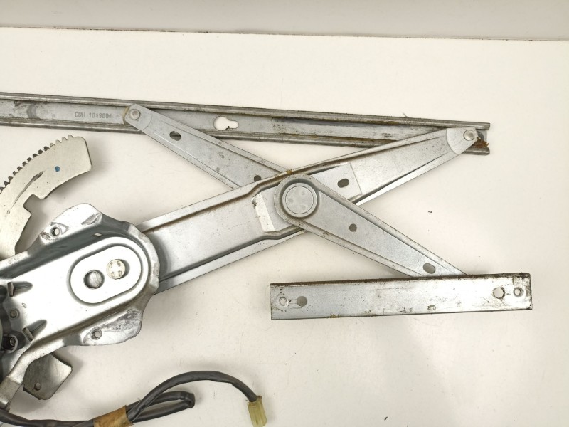 Recambio de elevalunas delantero derecho para rover 25 i hatchback (rf) 2.0 idt referencia OEM IAM CUH101900  