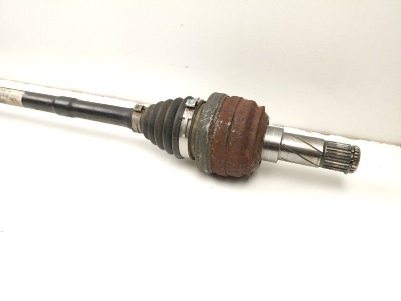 Recambio de transmision trasera izquierda para volvo xc70 ii (136) d5 awd referencia OEM IAM 30681132  6G9N4B402BA