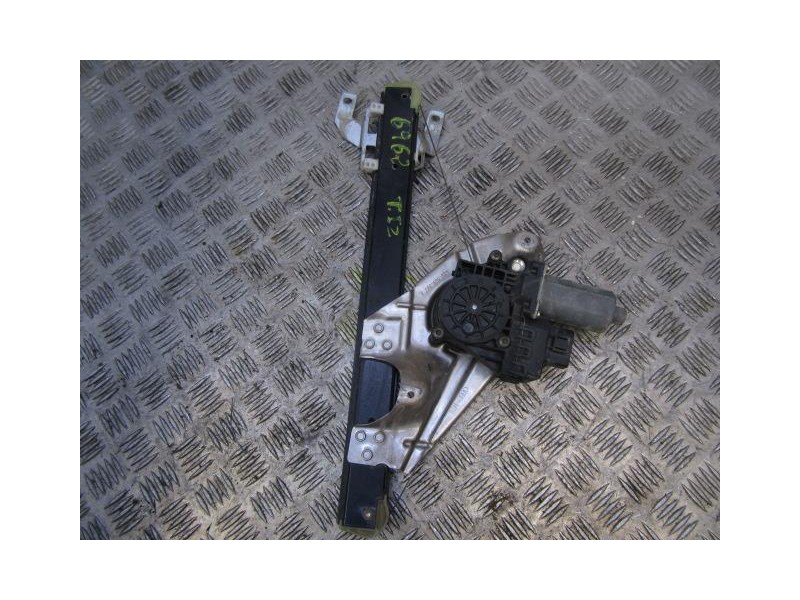 Recambio de elevalunas elec. tra. izq. : audi a6 : 2.5 td (149,56cv) [2002] para audi a6 2.5 td referencia OEM IAM CONFORT  