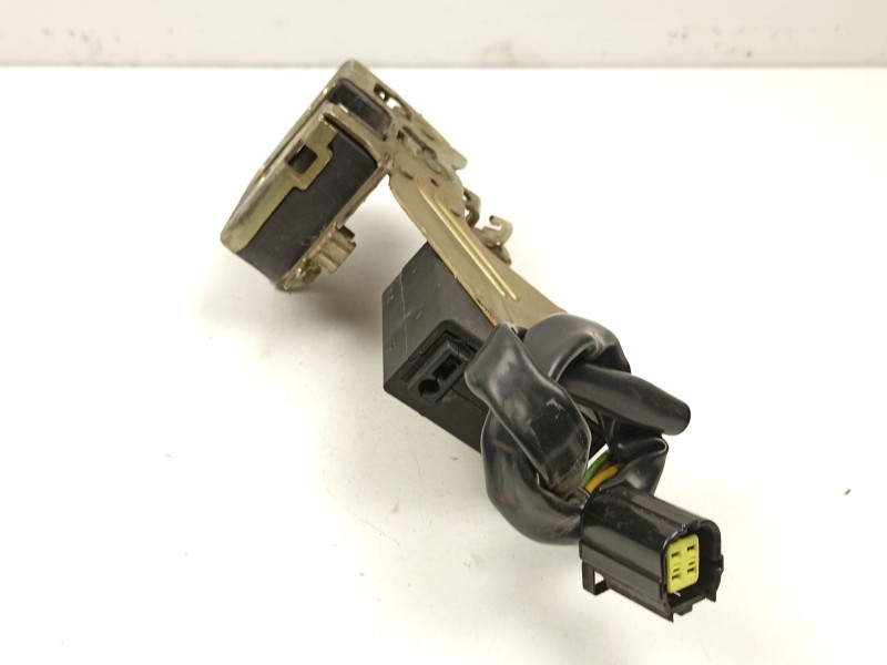 Recambio de cerradura puerta delantera izquierda para volvo 440 (445) 1.8 referencia OEM IAM 3345058  