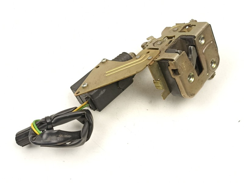 Recambio de cerradura puerta delantera derecha para volvo 440 (445) 1.8 referencia OEM IAM 3345060  