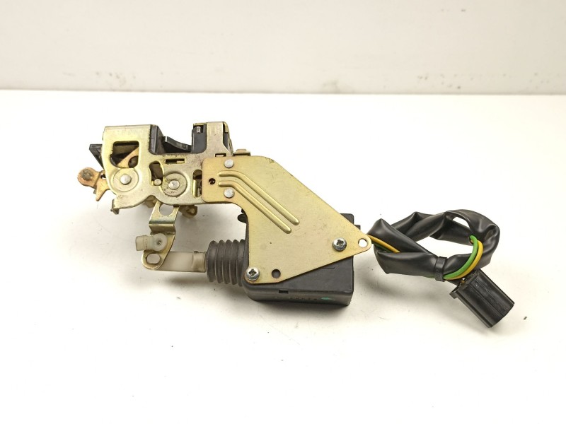 Recambio de cerradura puerta delantera derecha para volvo 440 (445) 1.8 referencia OEM IAM 3345060  