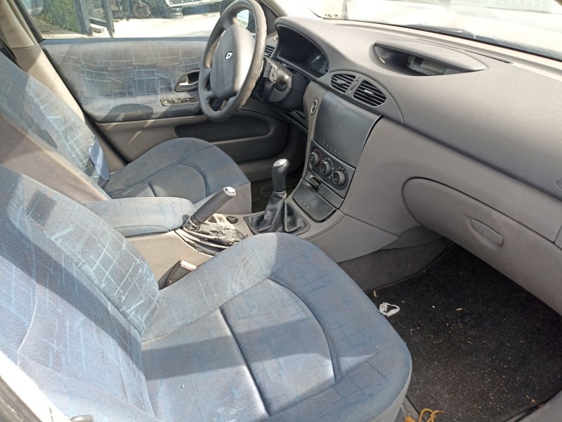 renault laguna ii (bg0/1_) del año 2002