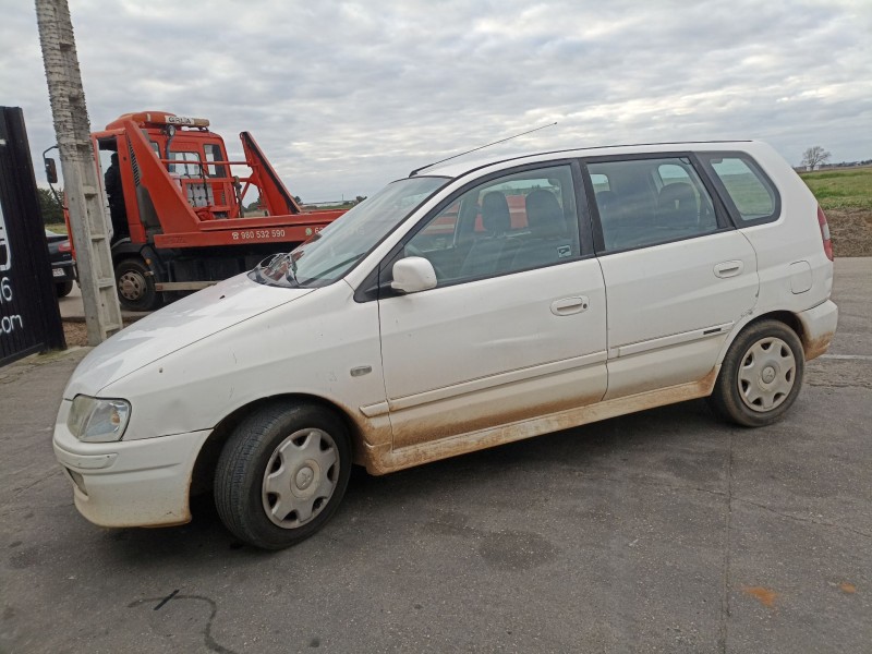 mitsubishi space star monospace (dg_a) del año 2002