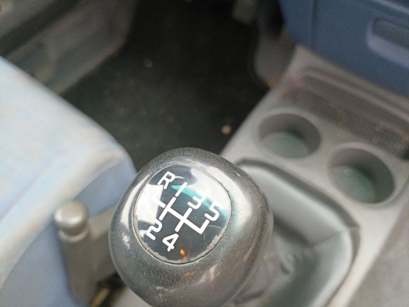 mitsubishi space star monospace (dg_a) del año 2002