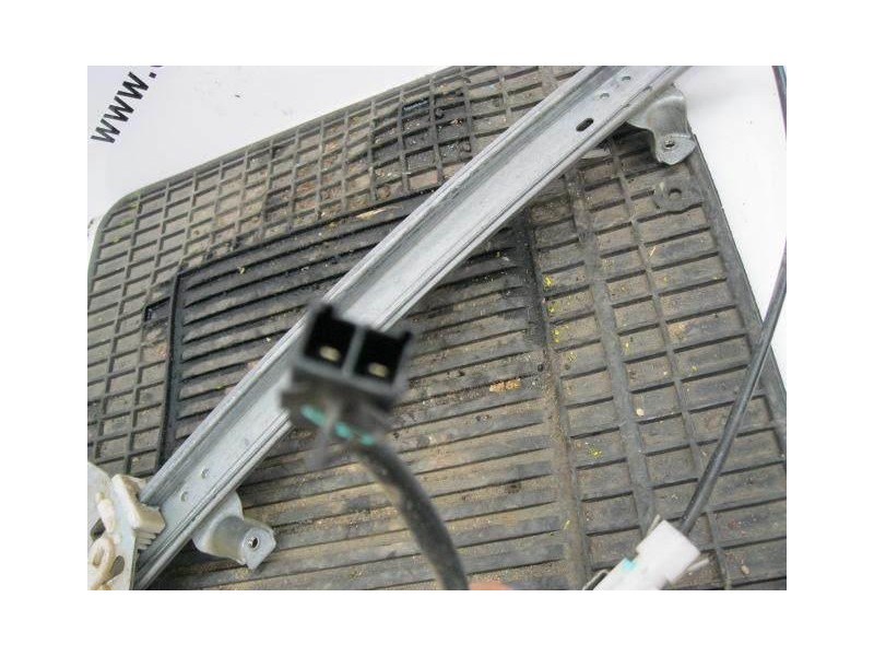 Recambio de elevalunas elec. del. dch. : nissan primera : 1.6 g -ga16(99,28cv) 5p [2000] para nissan primera 1.6 g -ga16  5p ref