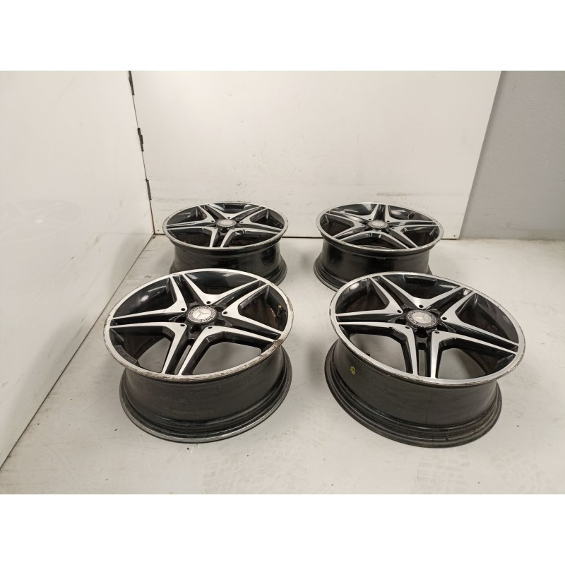 Recambio de juego llantas para mercedes-benz clase a (w176) a 200 cdi (176.001) referencia OEM IAM A1764010302  