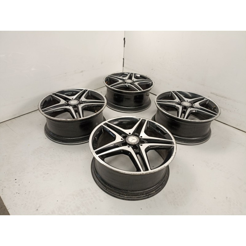 Recambio de juego llantas para mercedes-benz clase a (w176) a 200 cdi (176.001) referencia OEM IAM A1764010302  