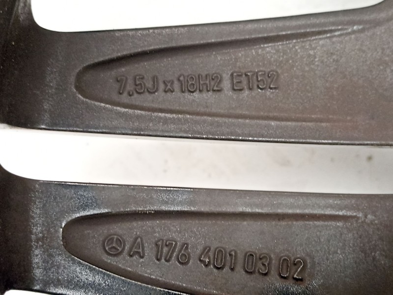 Recambio de juego llantas para mercedes-benz clase a (w176) a 200 cdi (176.001) referencia OEM IAM A1764010302  