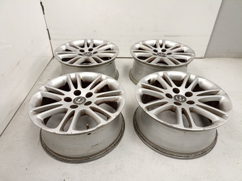 Recambio de juego llantas para opel insignia a (g09) 2.0 cdti (68) referencia OEM IAM 13239885  