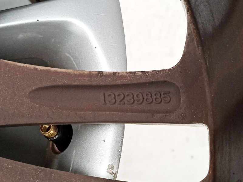 Recambio de juego llantas para opel insignia a (g09) 2.0 cdti (68) referencia OEM IAM 13239885  