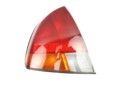 Recambio de piloto trasero izquierdo para mitsubishi carisma 1.8 g 5p referencia OEM IAM MR179505   2