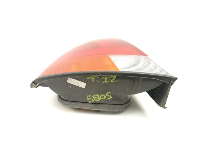 Recambio de piloto trasero izquierdo para mitsubishi carisma 1.8 g 5p referencia OEM IAM MR179505  