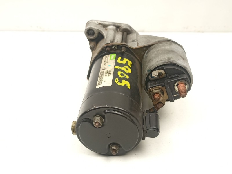 Recambio de motor arranque para mitsubishi carisma 0.1 d referencia OEM IAM MD308088 D6RA76 