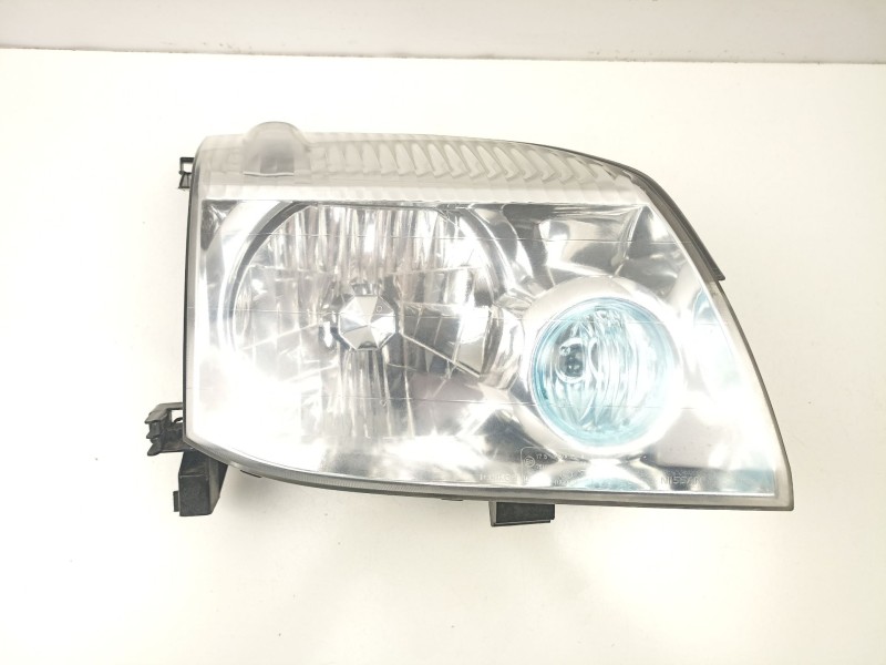 Recambio de faro derecho para nissan x-trail i (t30) 2.2 di 4x4 referencia OEM IAM 260108H925  