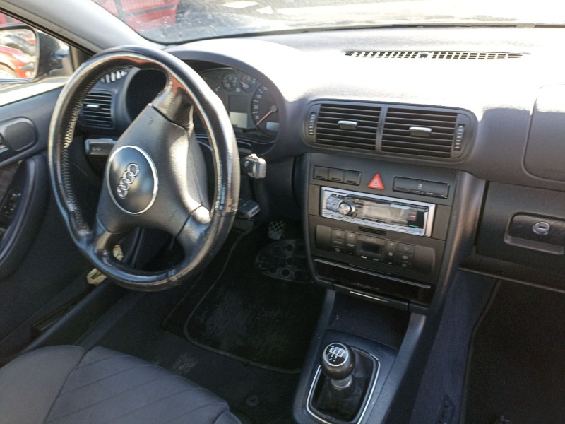 audi a3 (8l1) del año 1997