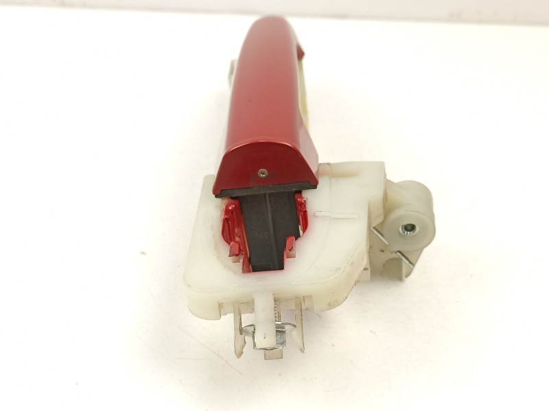 Recambio de manilla delantera izquierda para kia rio iii (ub) 1.2 cvvt referencia OEM IAM 826551W000  