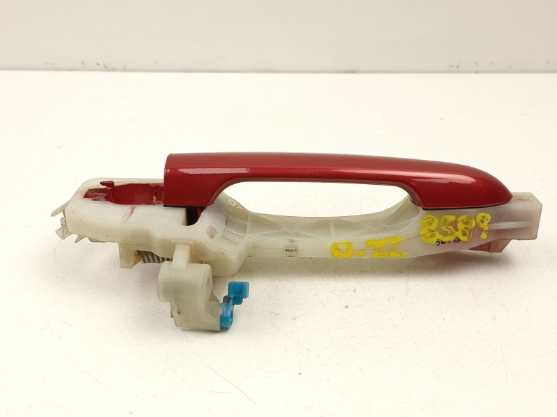 Recambio de manilla delantera izquierda para kia rio iii (ub) 1.2 cvvt referencia OEM IAM 826551W000  