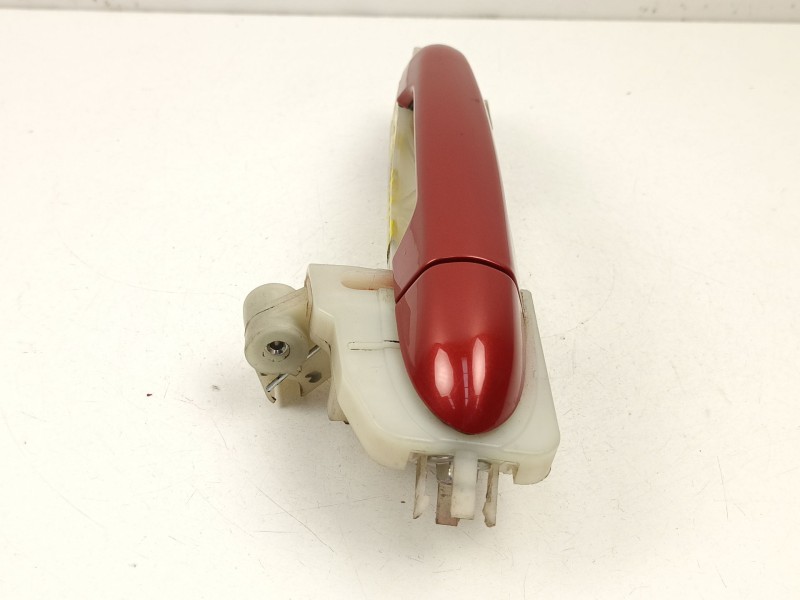 Recambio de manilla delantera derecha para kia rio iii (ub) 1.2 cvvt referencia OEM IAM 826651W000  