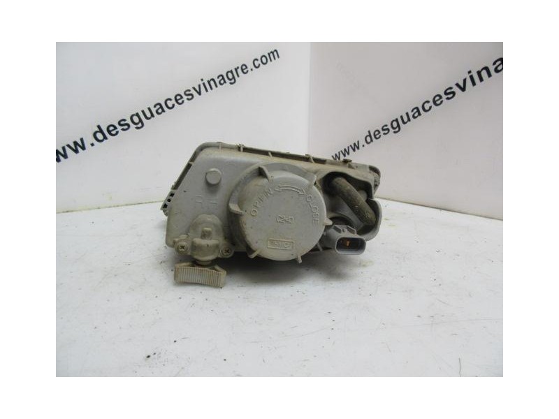 Recambio de antiniebla dcho. : hyundai coupe : 2.0 g (138,68cv) 3p [2000] para hyundai coupe 2.0 g referencia OEM IAM   