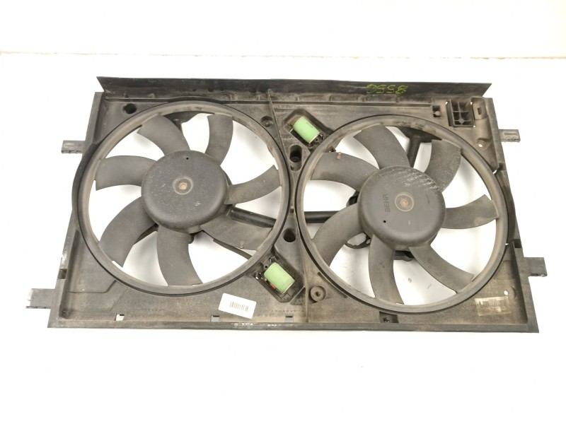 Recambio de electroventilador para opel insignia a (g09) 2.0 cdti (68) referencia OEM IAM 13223018  