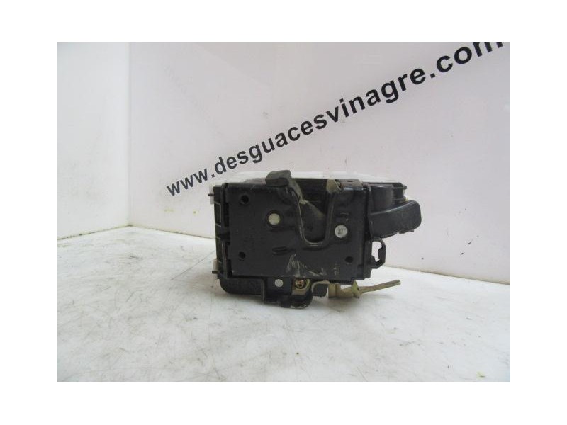 Recambio de cerradura pta. del. dch. : seat inca : 1.4 g /aex/apq (59,82cv) [2000] para seat inca 1.4 g /aex/apq referencia OEM 