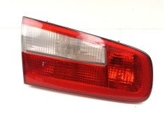 Recambio de piloto porton izquierdo para renault laguna ii (bg0/1_) 1.9 dci (bg0r, bg0e) referencia OEM IAM 8200002475  