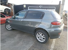 alfa romeo 147 (937_) del año 2001 2