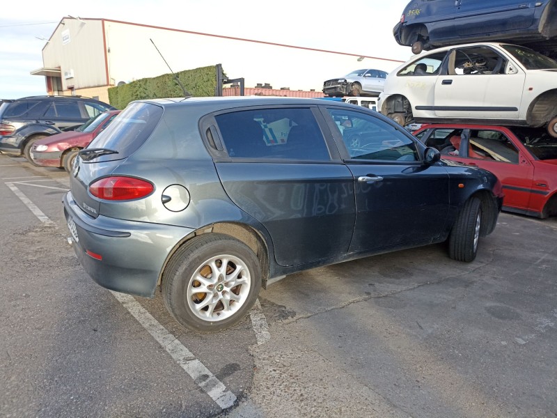 alfa romeo 147 (937_) del año 2001