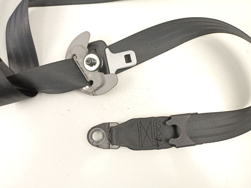 Recambio de cinturon seguridad delantero izquierdo para kia rio iii (ub) 1.2 cvvt referencia OEM IAM 888701W600  