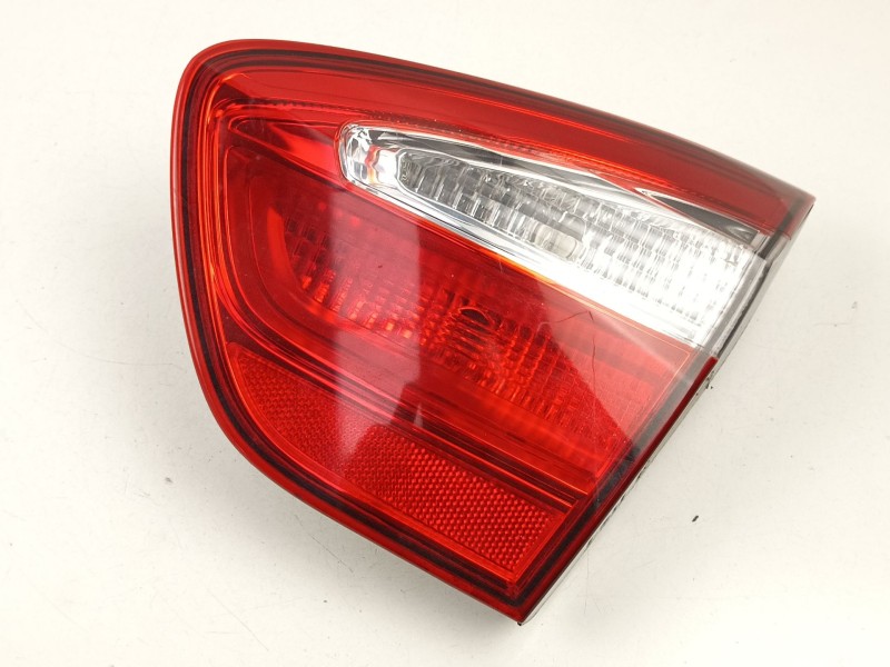 Recambio de piloto porton derecho para kia rio iii (ub) 1.2 cvvt referencia OEM IAM 924041W2  