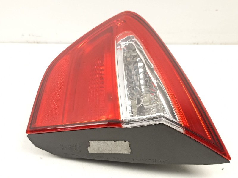 Recambio de piloto porton derecho para kia rio iii (ub) 1.2 cvvt referencia OEM IAM 924041W2  